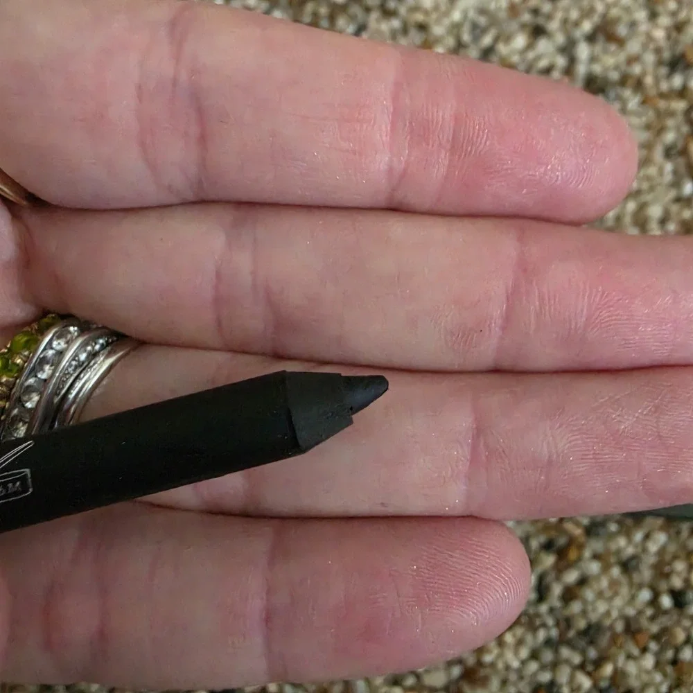 LimeLife by Alcone #09 Angled Shadow Brush and Black Eyeliner Pencil Set